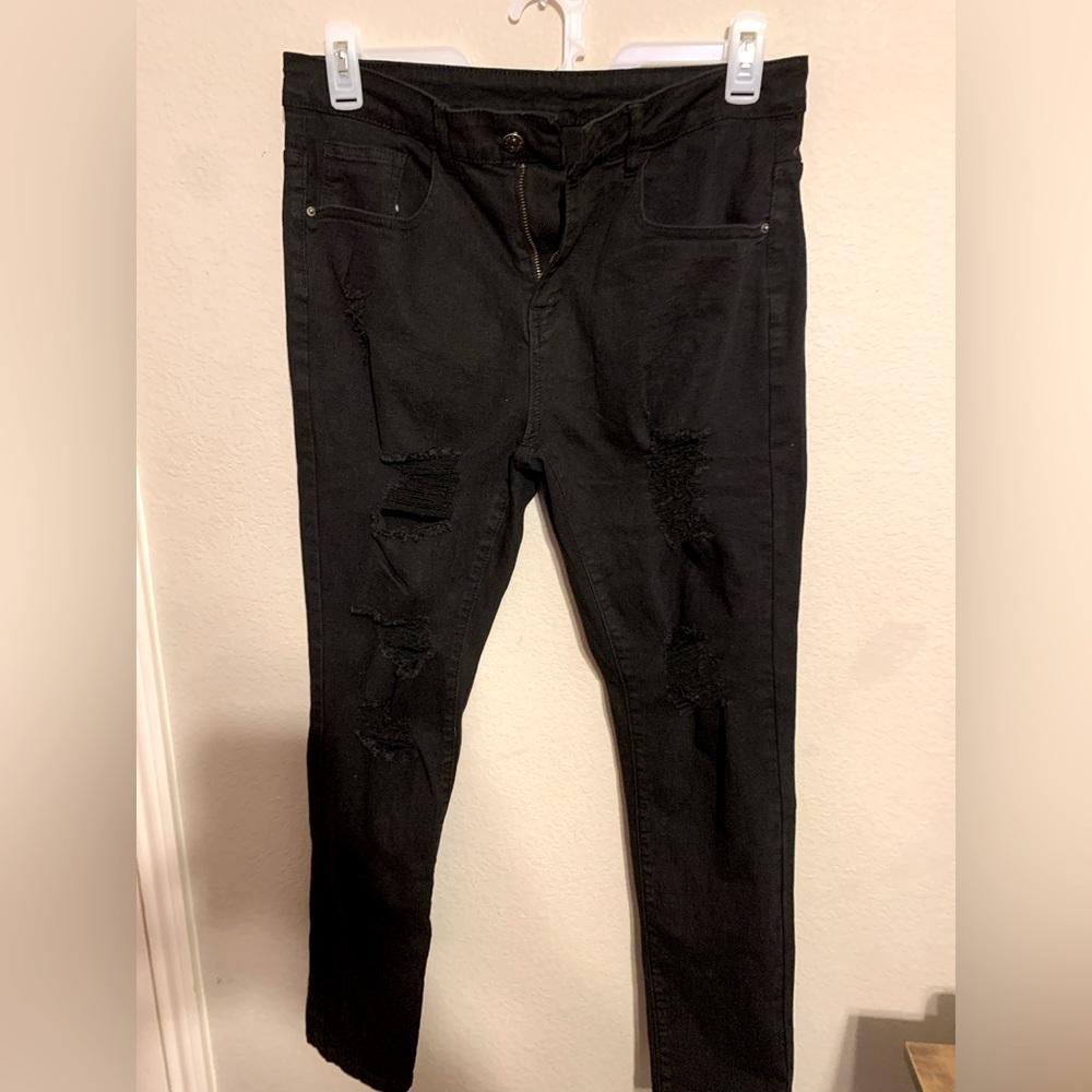 Ripped black jeans